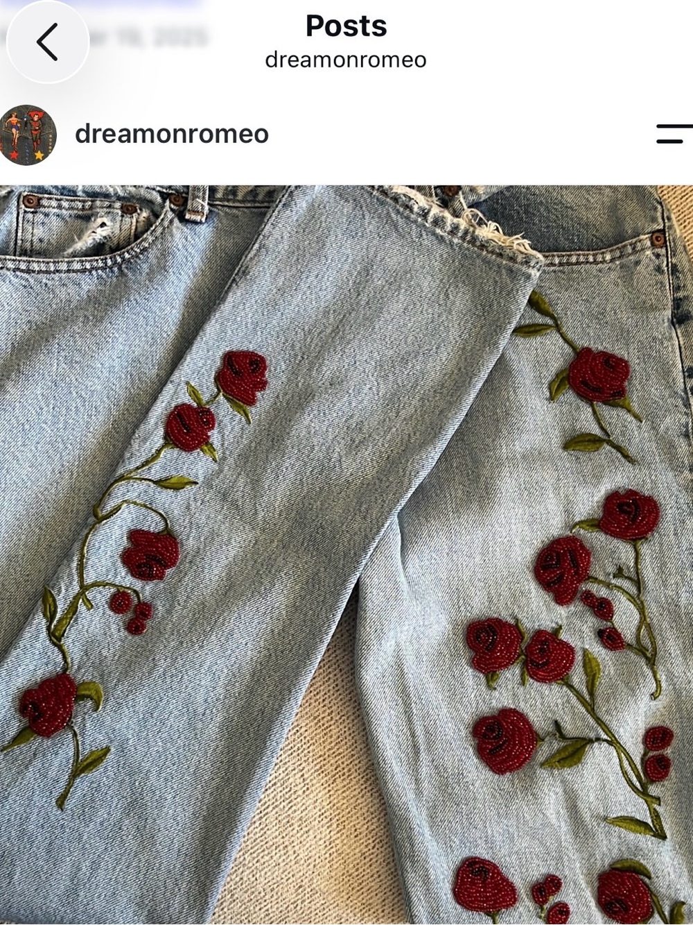 1990’s Vintage Rose beaded appliqué distressed jeans